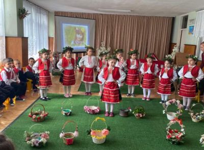 Празник ДГ 3 - Детска градина 3 Буратино - Монтана